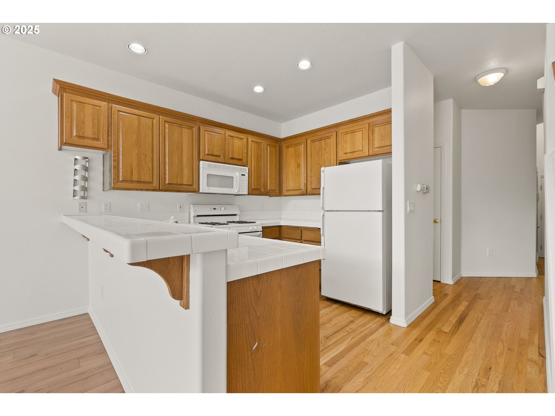 4710 Southwest 2nd Avenue Portland, OR 97239 - Photo 10 of 22 Gallery Image 10