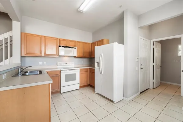 $2,400 | 3151 Sinclair Street, Unit 101, Orlando, FL 32835