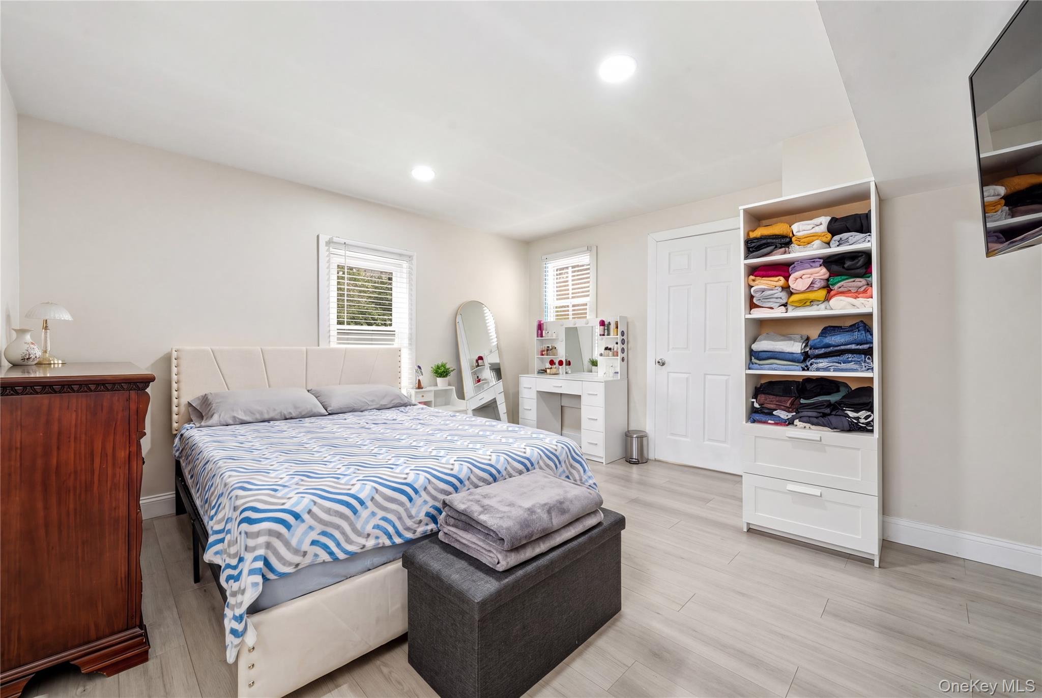80 Everett Street Patchogue, NY 11772 - Photo 21 of 27 Gallery Image 21