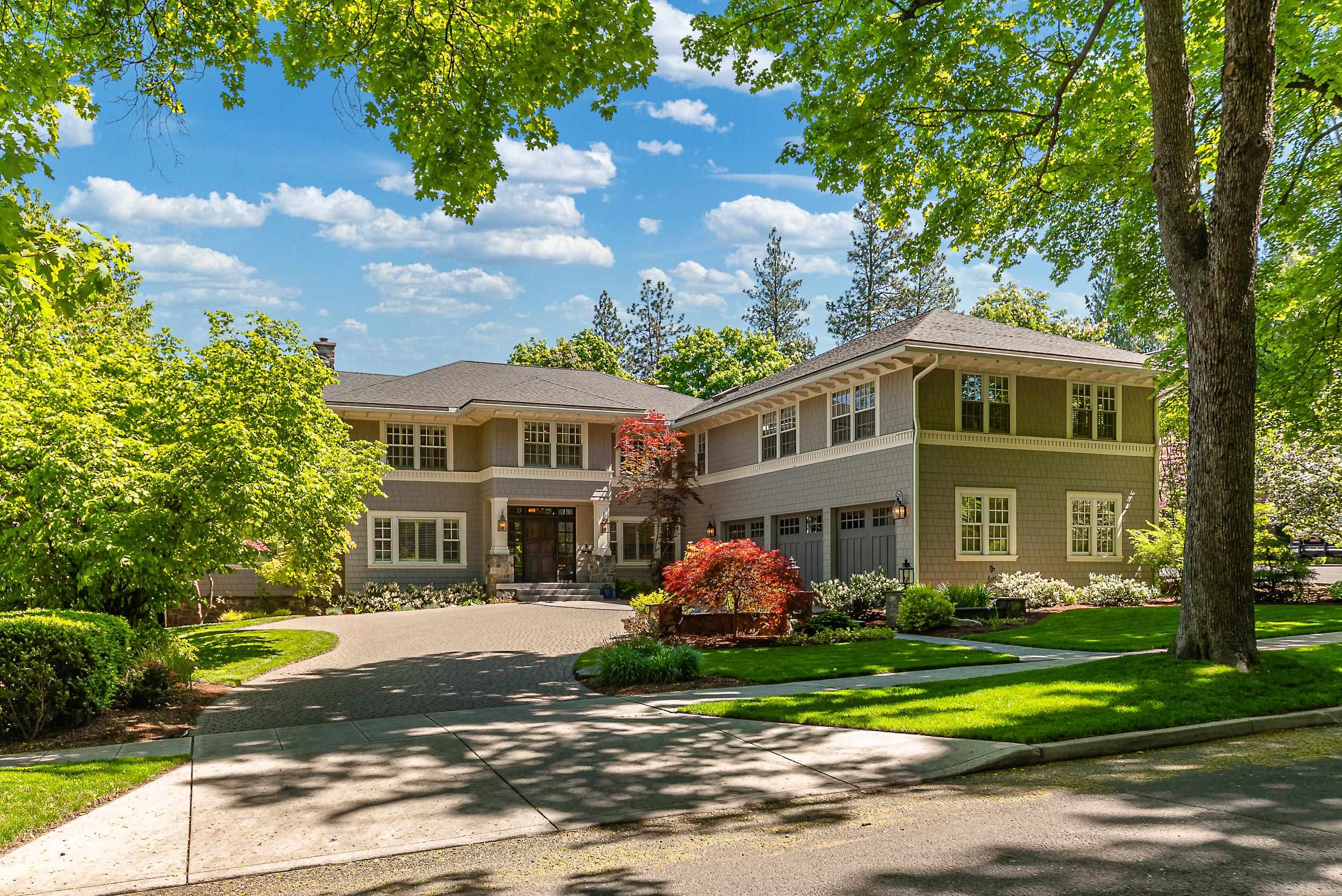 845 East Overbluff Road Spokane, WA 99203 - Photo 1 of 50 Gallery Image 1