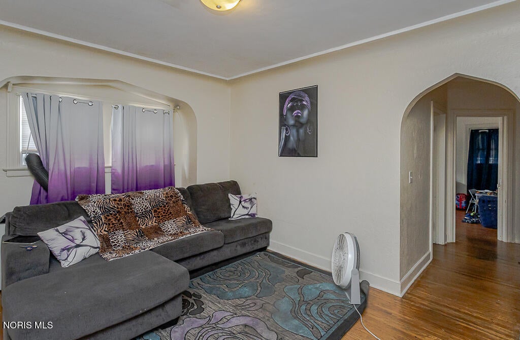 2634 Calverton Road Toledo, OH 43607 - Photo 4 of 22 Gallery Image 4