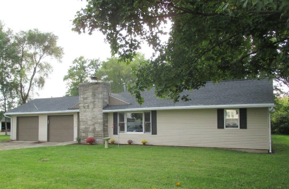 13371 North Warner Road Syracuse, IN 46567 - Photo 1 of 12 Gallery Image 1