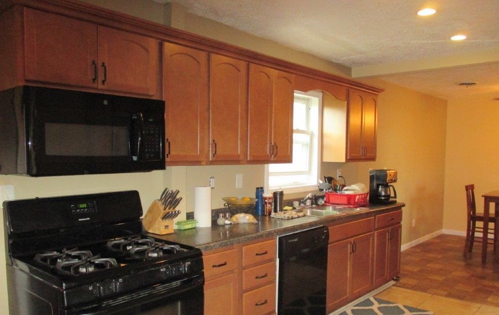 13371 North Warner Road Syracuse, IN 46567 - Photo 8 of 12 Gallery Image 8