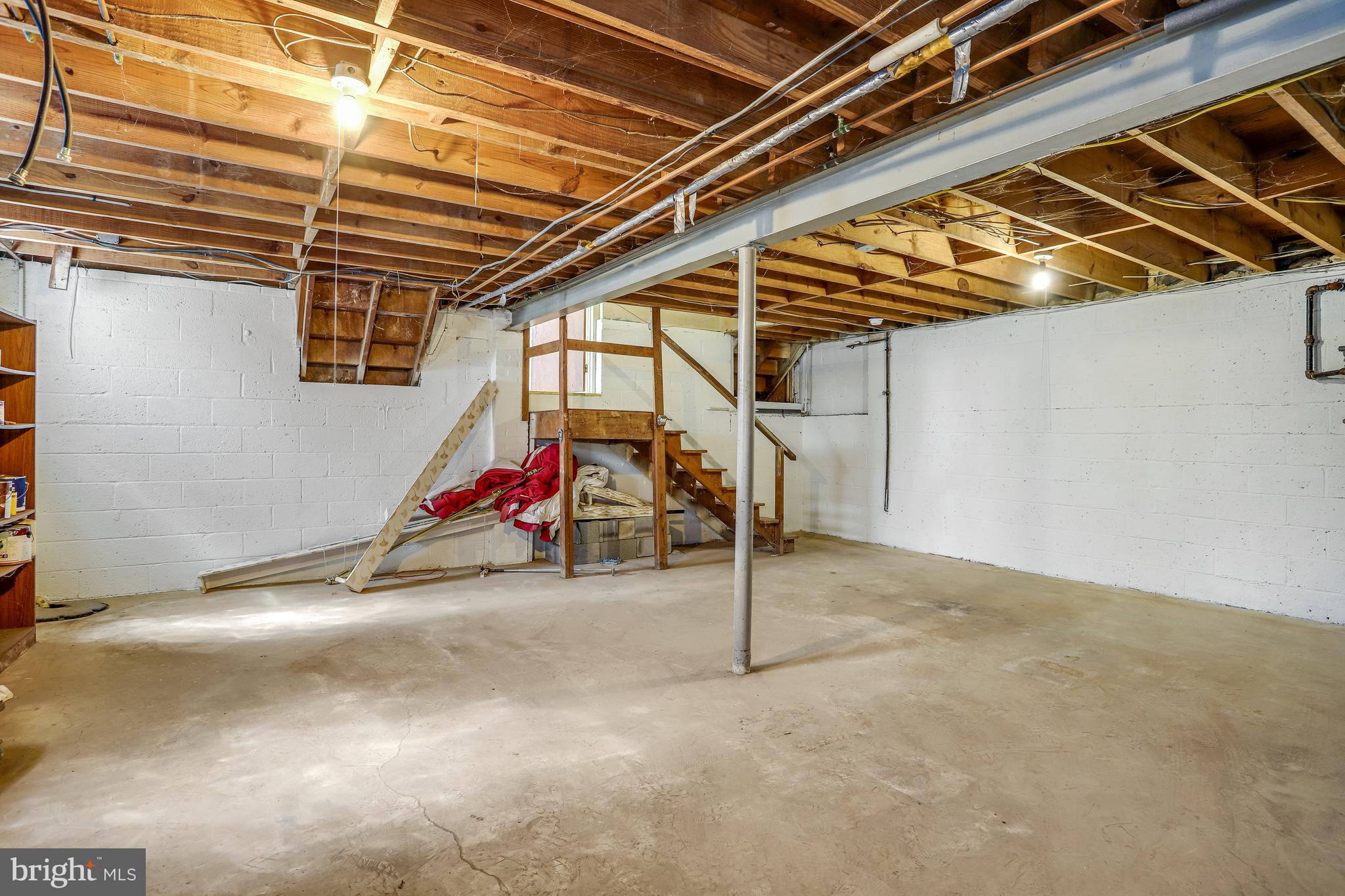 9815 Belhaven Road Bethesda, MD 20817 - Photo 46 of 53 Gallery Image 46
