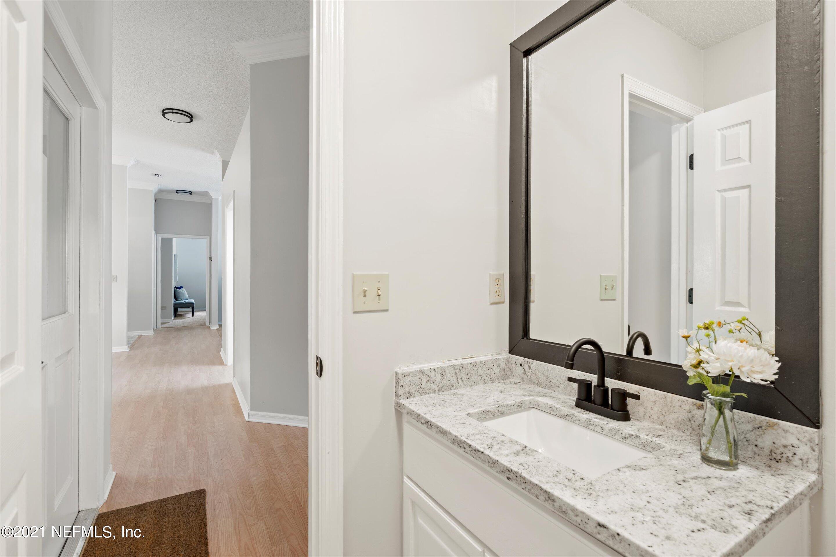 11341 V C Johnson Road Jacksonville, FL 32218 - Photo 32 of 53 Guest Half Bath