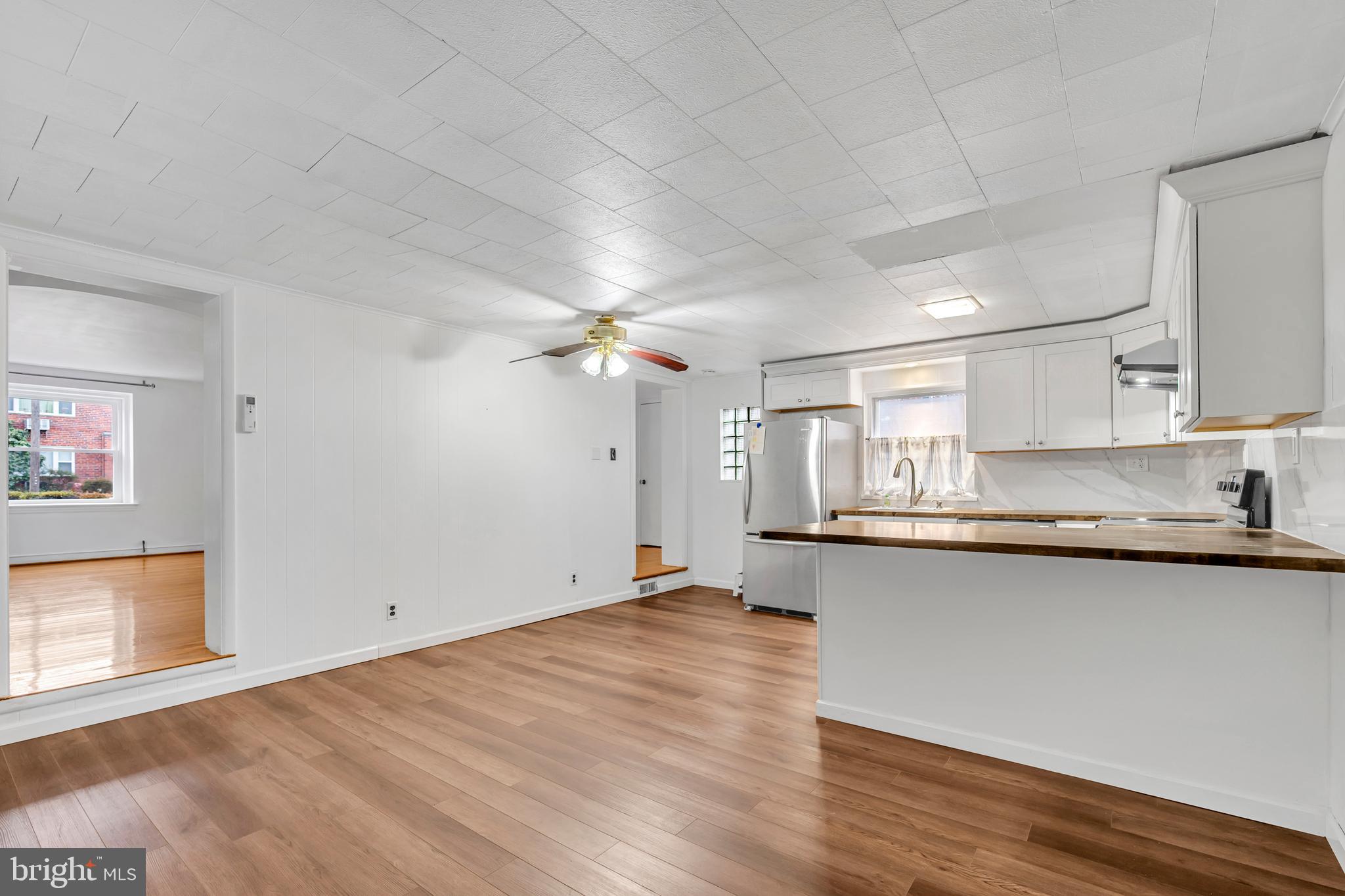 29 School Lane Springfield, PA 19064 - Photo 7 of 29 Gigantic Kitchen and Eat-in Area