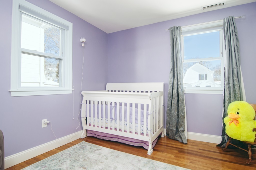 19 Stuart Street Watertown, MA 02472 - Photo 13 of 23