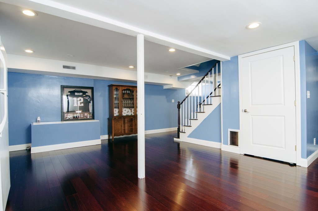 19 Stuart Street Watertown, MA 02472 - Photo 18 of 23