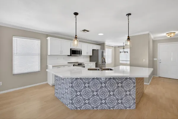 $2,500 | 1944 East Aloe Place, Chandler, AZ 85286