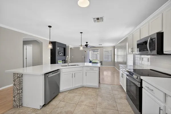 $2,500 | 1944 East Aloe Place, Chandler, AZ 85286