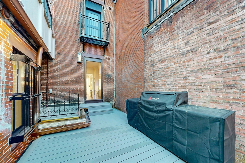 71 Mt Vernon Street, Unit 1A Boston, MA 02108 - Photo 20 of 42