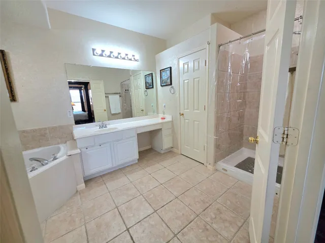 $300,000 | 8007 Beaver Street, Baytown, TX 77523