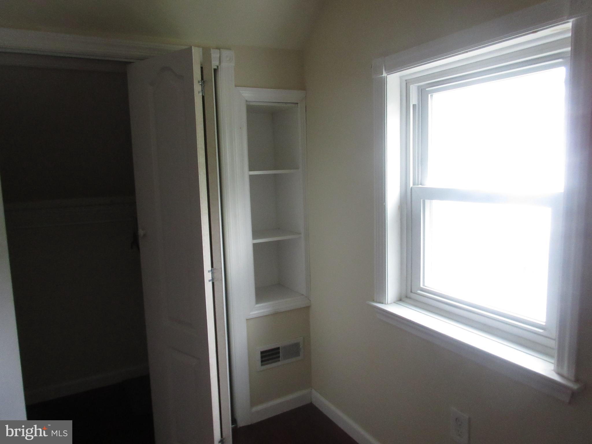 945 Clements Bridge Road Barrington, NJ 08007 - Photo 19 of 21 Gallery Image 19