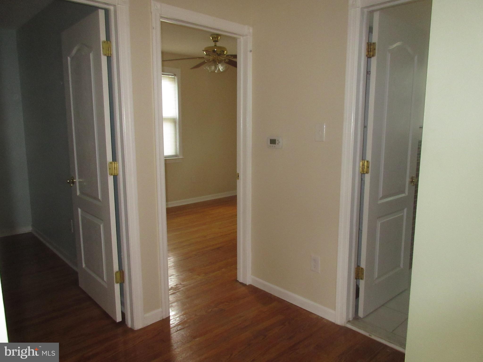 945 Clements Bridge Road Barrington, NJ 08007 - Photo 7 of 21 Gallery Image 7