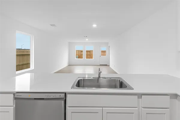 $1,900 | 7610 Barcelona Springs, Richmond, TX 77469