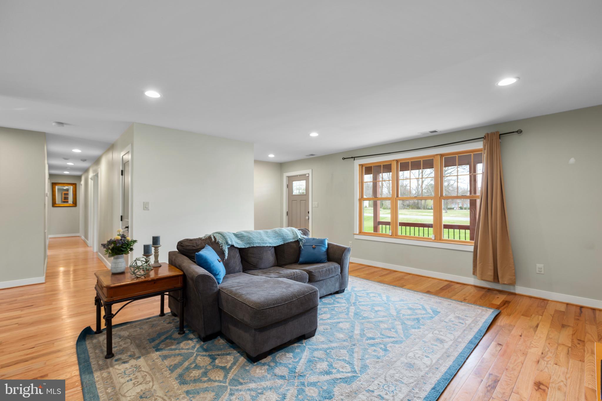 22215 St Louis Road Middleburg, VA 20117 - Photo 40 of 41 Wide open floor plan!