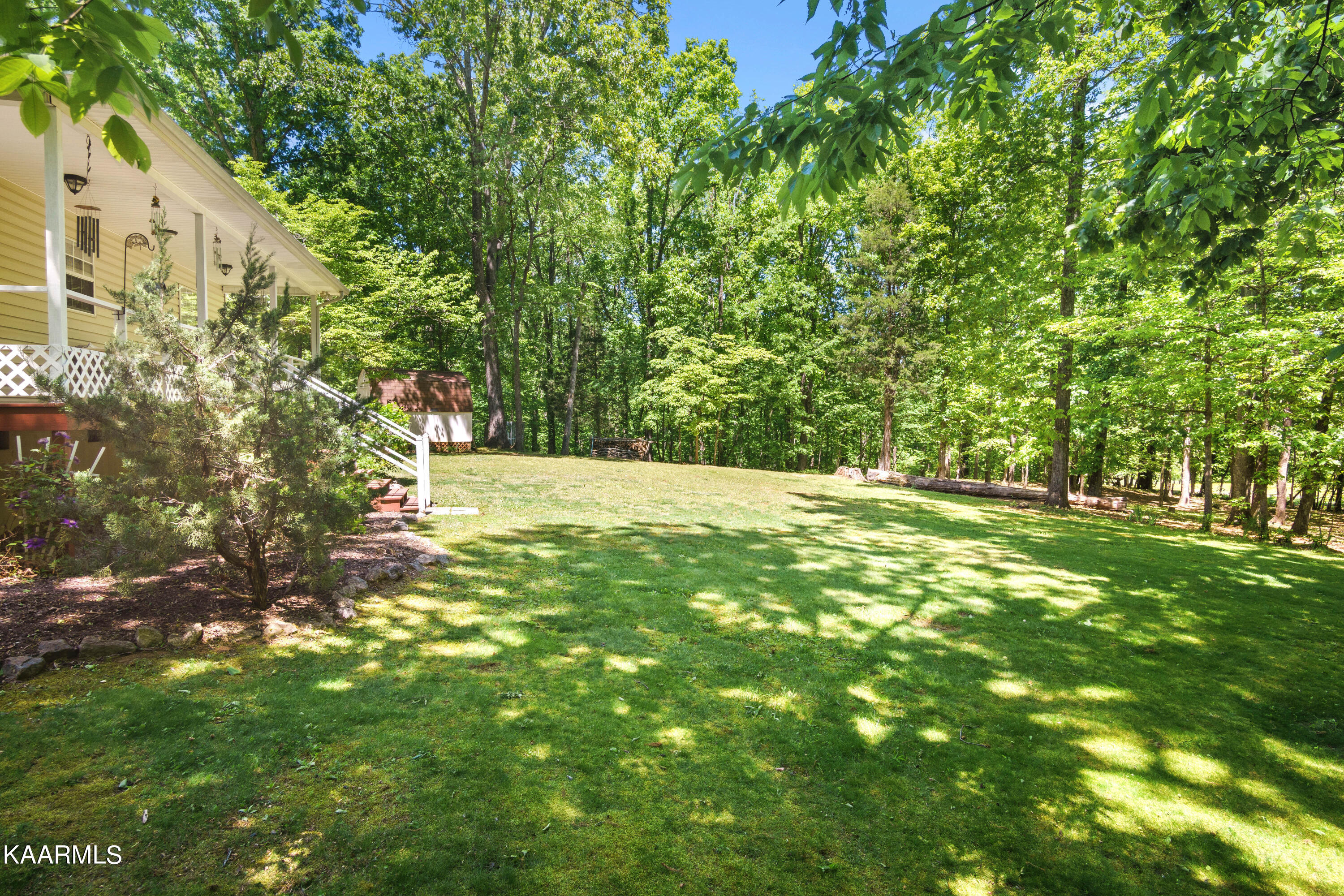 2180 Ranch Road Dandridge, TN 37725 - Photo 35 of 48 exterior guest 2