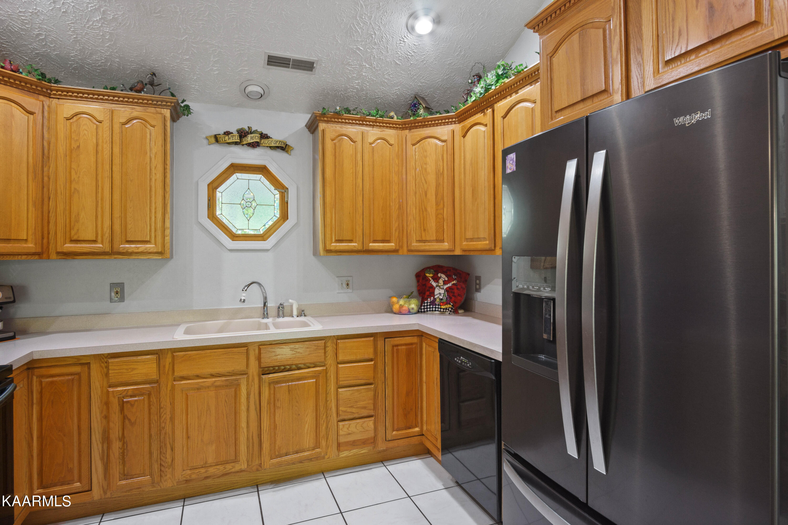 2180 Ranch Road Dandridge, TN 37725 - Photo 10 of 48 kitchen 1