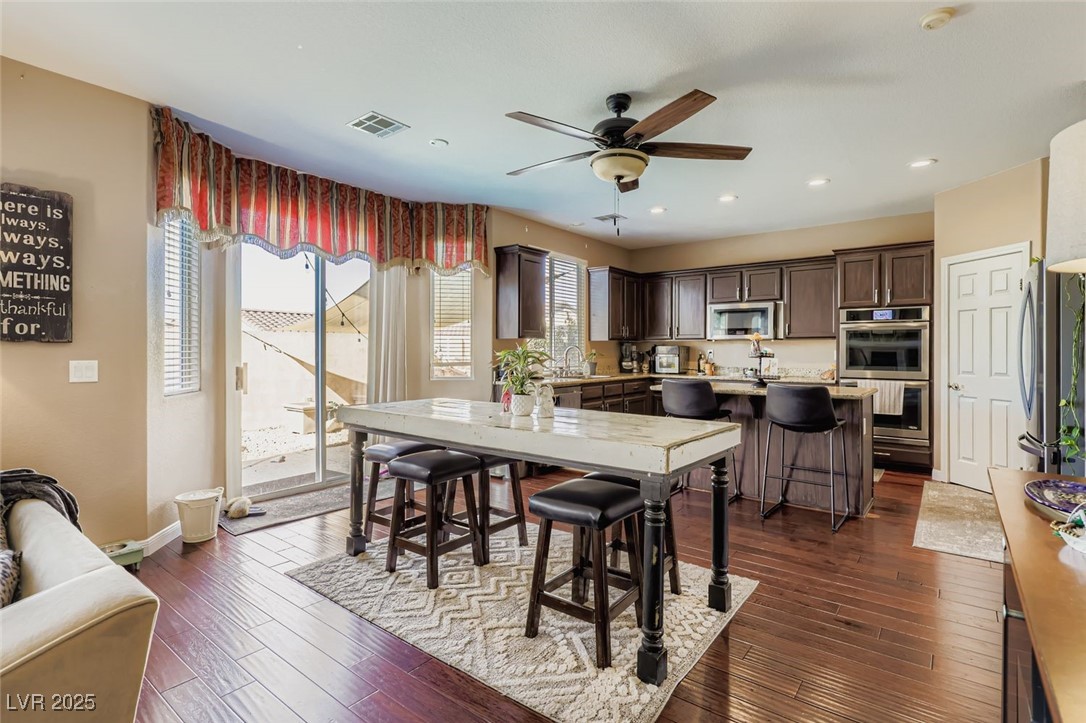 624 Tyler Ridge Avenue Henderson, NV 89012 - Photo 15 of 40 Gallery Image 15