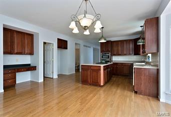 1715 Carman Ridge Court Ballwin, MO 63021 - Photo 20 of 47 Gallery Image 20