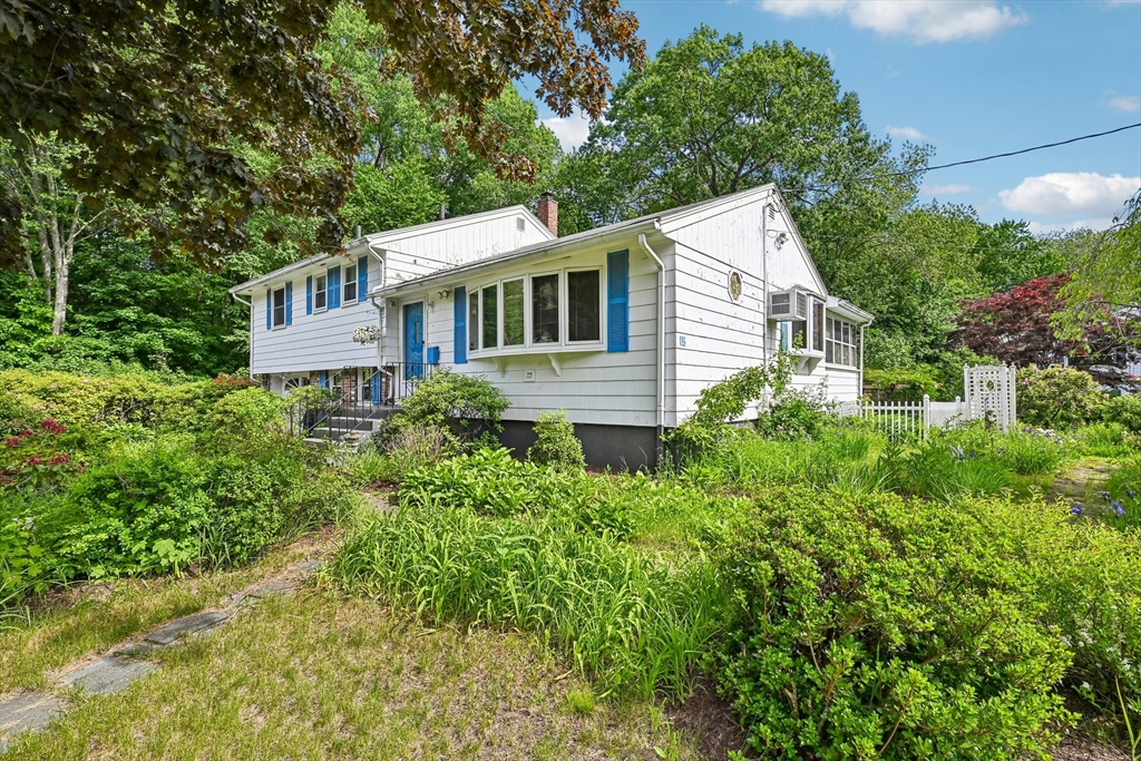 15 Dana Road Maynard, MA 01754 - Photo 3 of 37