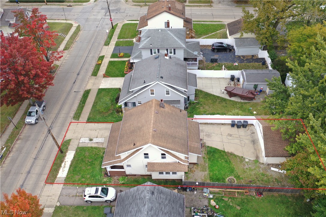 995 Inman Street Akron, OH 44306 - Photo 25 of 34 995 Inman St, Akron, Ohio 44306 is a Beautiful newly remodeled 2-story home with oversized 2 car garage includes a fully fenced private backyard! This home qualifies for a $5,000 grant from lender, ask for details!