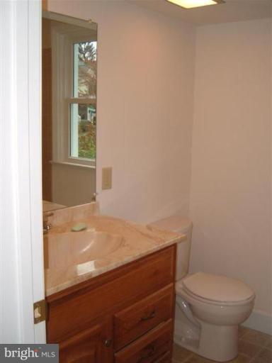 17514 York Road Hagerstown, MD 21740 - Photo 11 of 21 Bath #1