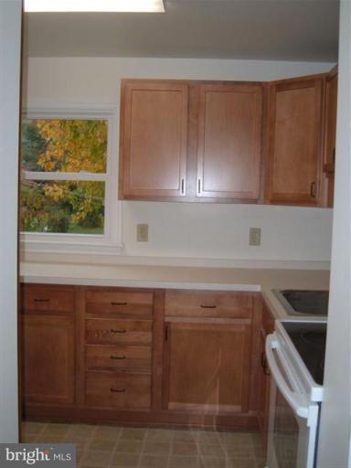 17514 York Road Hagerstown, MD 21740 - Photo 4 of 21 Kitchen #2