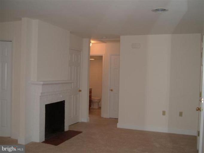 17514 York Road Hagerstown, MD 21740 - Photo 6 of 21 Living Room #2