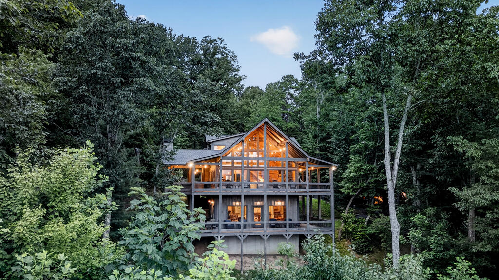 50 Broken Arrow Path Blue Ridge, GA 30513 - Photo 4 of 98 Gallery Image 4