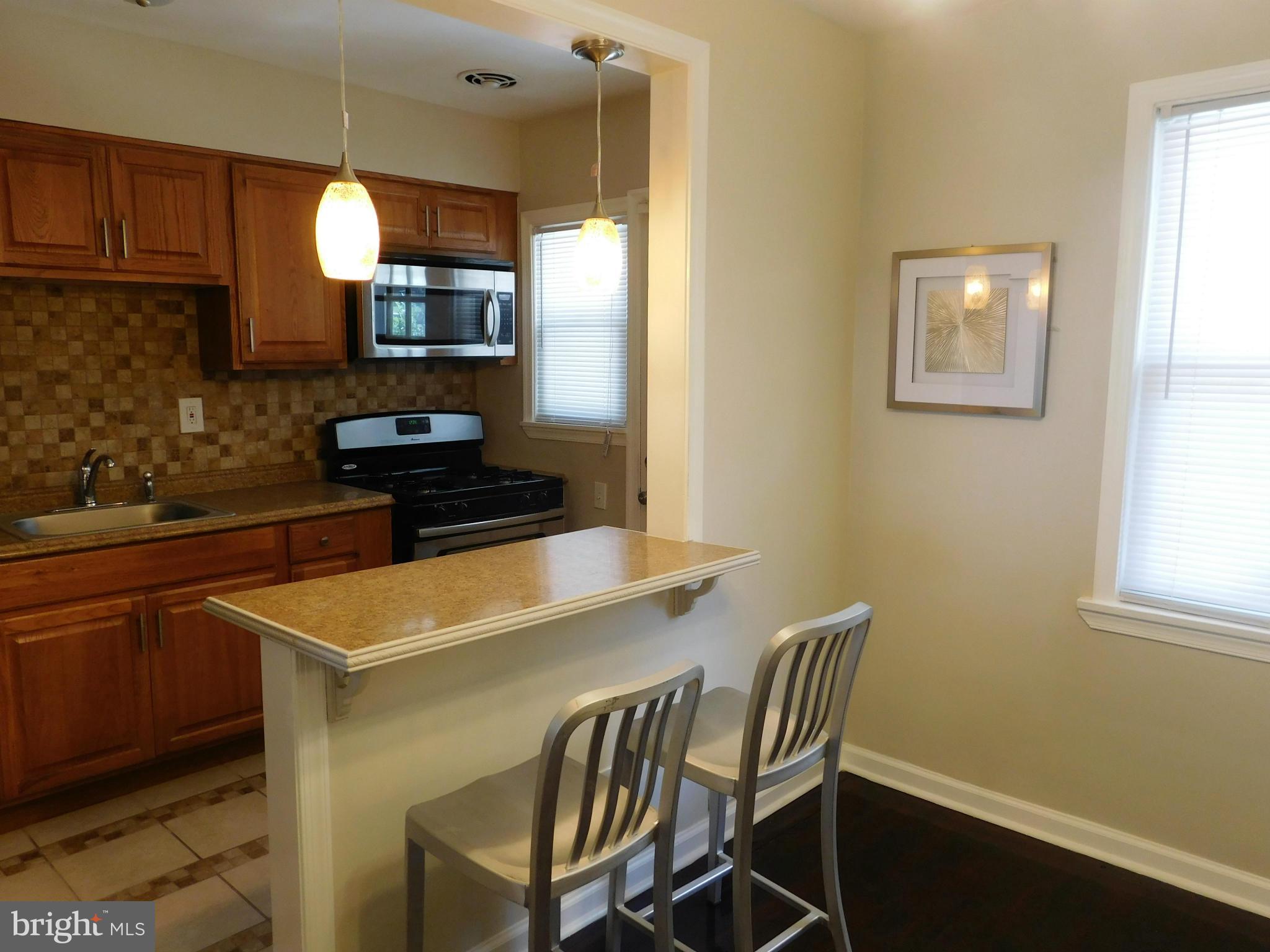 4549 Pen Lucy Road Baltimore, MD 21229 - Photo 9 of 26 Dining Room