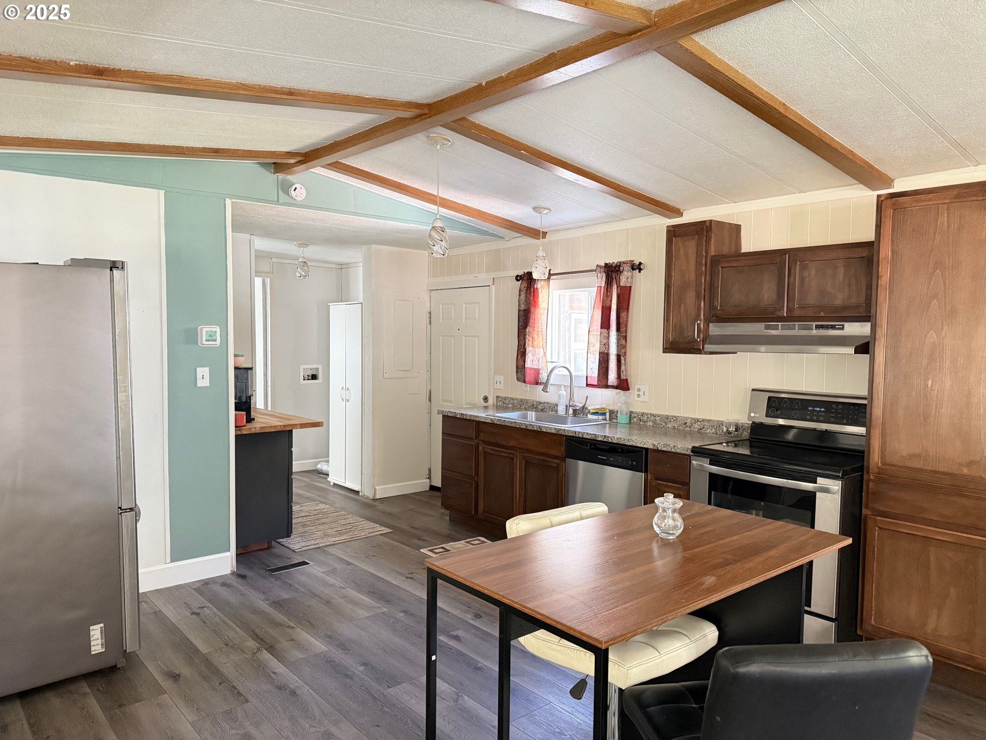 63615 East Birch Creek Road Pilot Rock, OR 97868 - Photo 2 of 15 a kitchen with a table and chairs in it