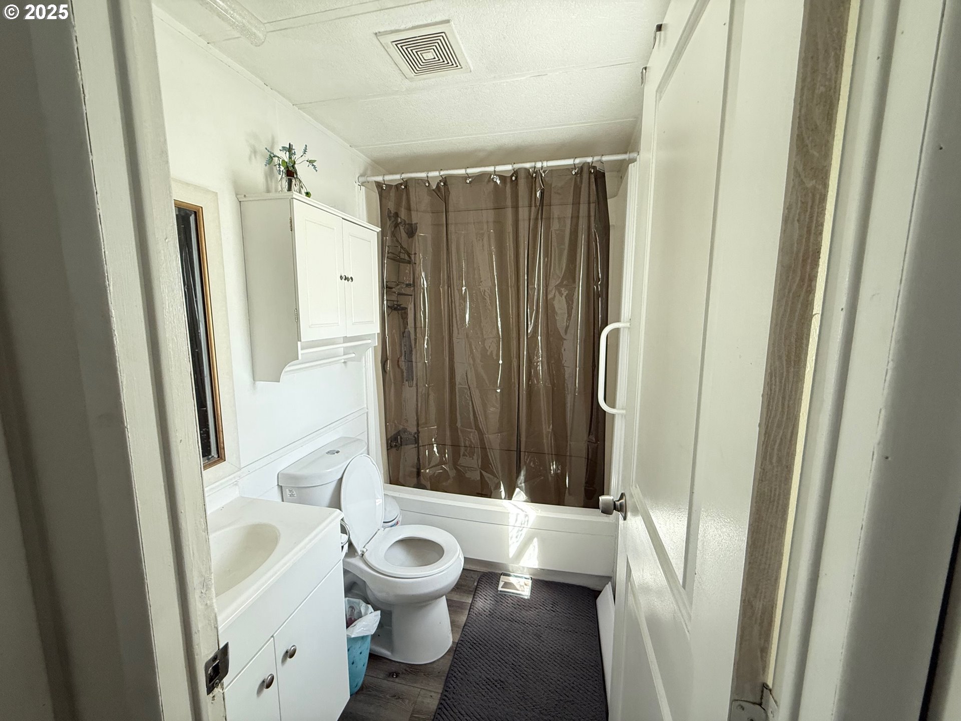 63615 East Birch Creek Road Pilot Rock, OR 97868 - Photo 8 of 15 a bathroom with a toilet a sink and a shower