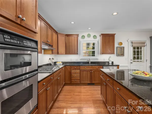 $849,000 | 1672 Olmsted Drive, Asheville, NC 28803