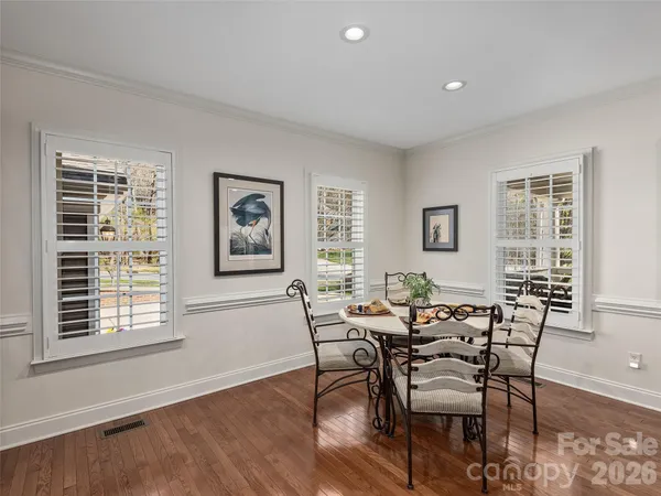 $849,000 | 1672 Olmsted Drive, Asheville, NC 28803