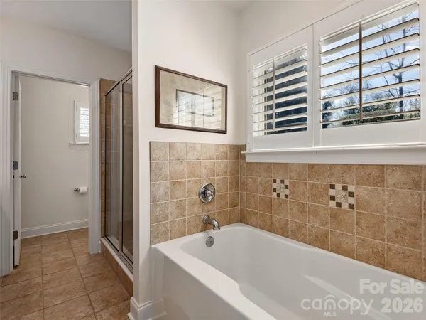 $849,000 | 1672 Olmsted Drive, Asheville, NC 28803