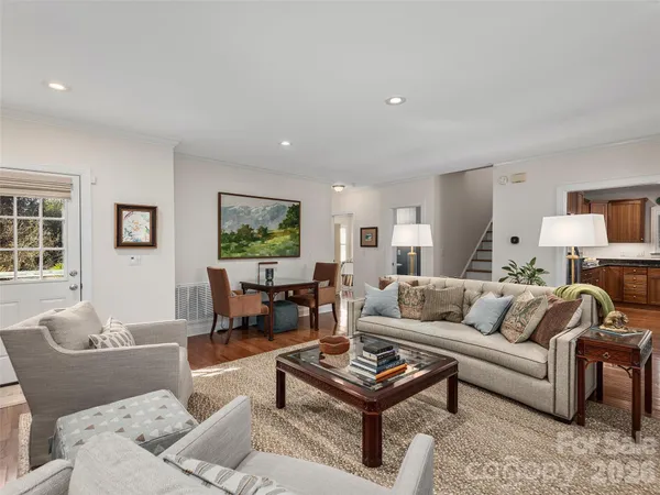 $849,000 | 1672 Olmsted Drive, Asheville, NC 28803