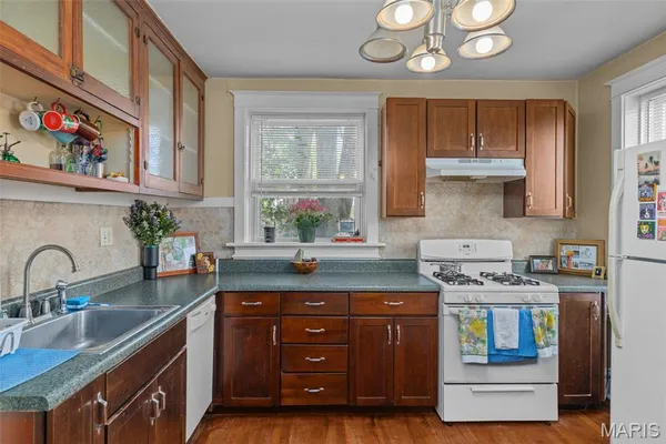 $450,000 | 2116 Geyer Avenue, St. Louis, MO 63104