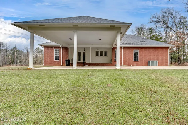$300,000 | 9146 Highway 14, Sallis, MS 39160