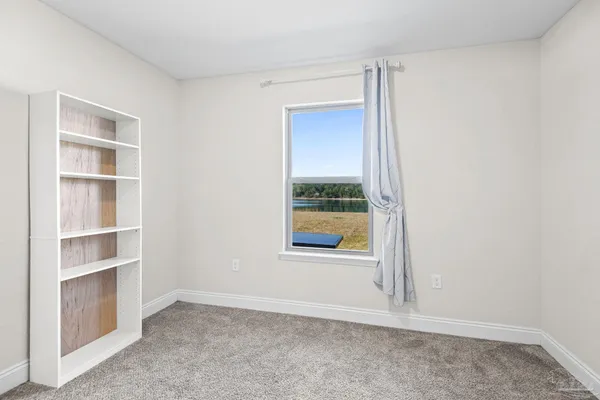 $1,950 | 7911 Twin Lake Drive, Milton, FL 32583