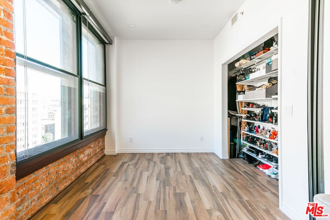 460 South Spring Street, Unit 1105 Los Angeles, CA 90013 - Photo 19 of 44 Gallery Image 19
