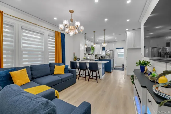 $999,999 | 101-12 108th Street | South Richmond Hill