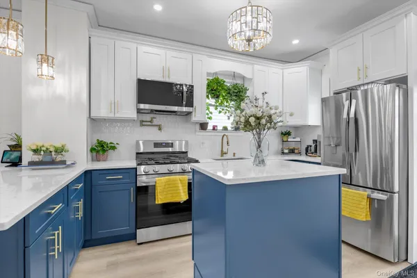 $999,999 | 101-12 108th Street | South Richmond Hill