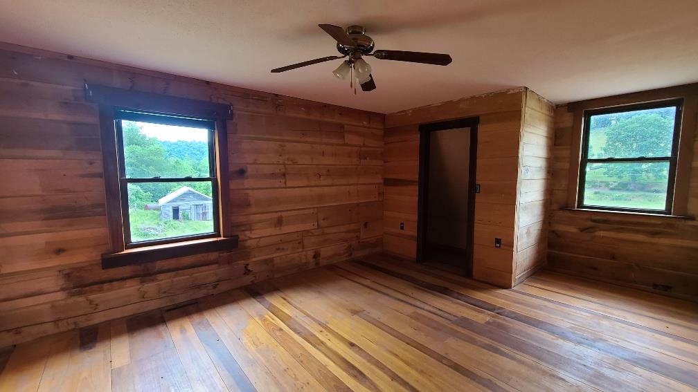236 Kiawana Road Atkins, VA 24311 - Photo 29 of 59 Gallery Image 29