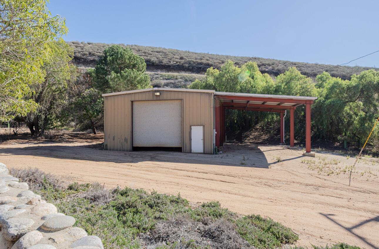33900 Fabry Road Soledad, CA 93960 - Photo 27 of 34