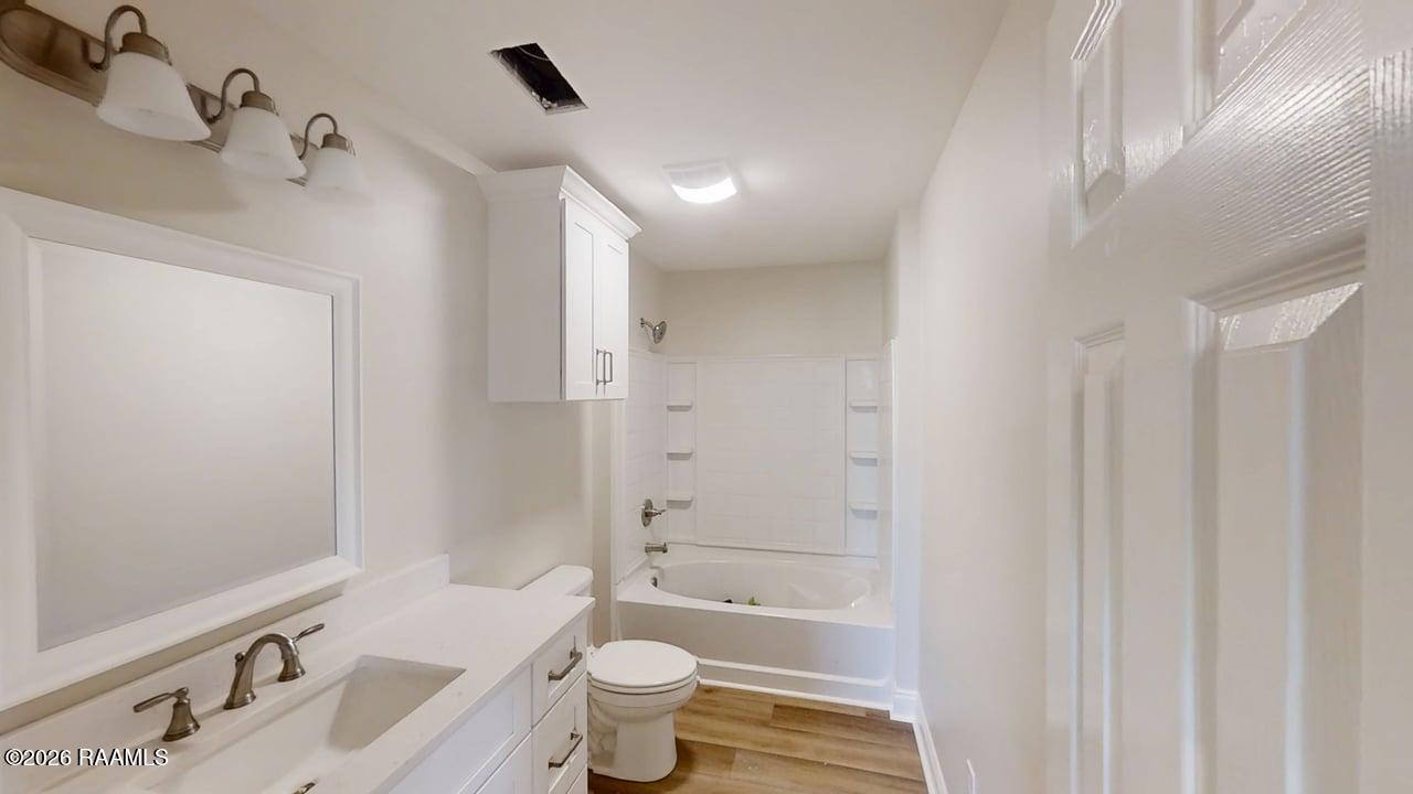 9936 Lou Ella Road Kaplan, LA 70548 - Photo 14 of 20 Updated Guest Bath