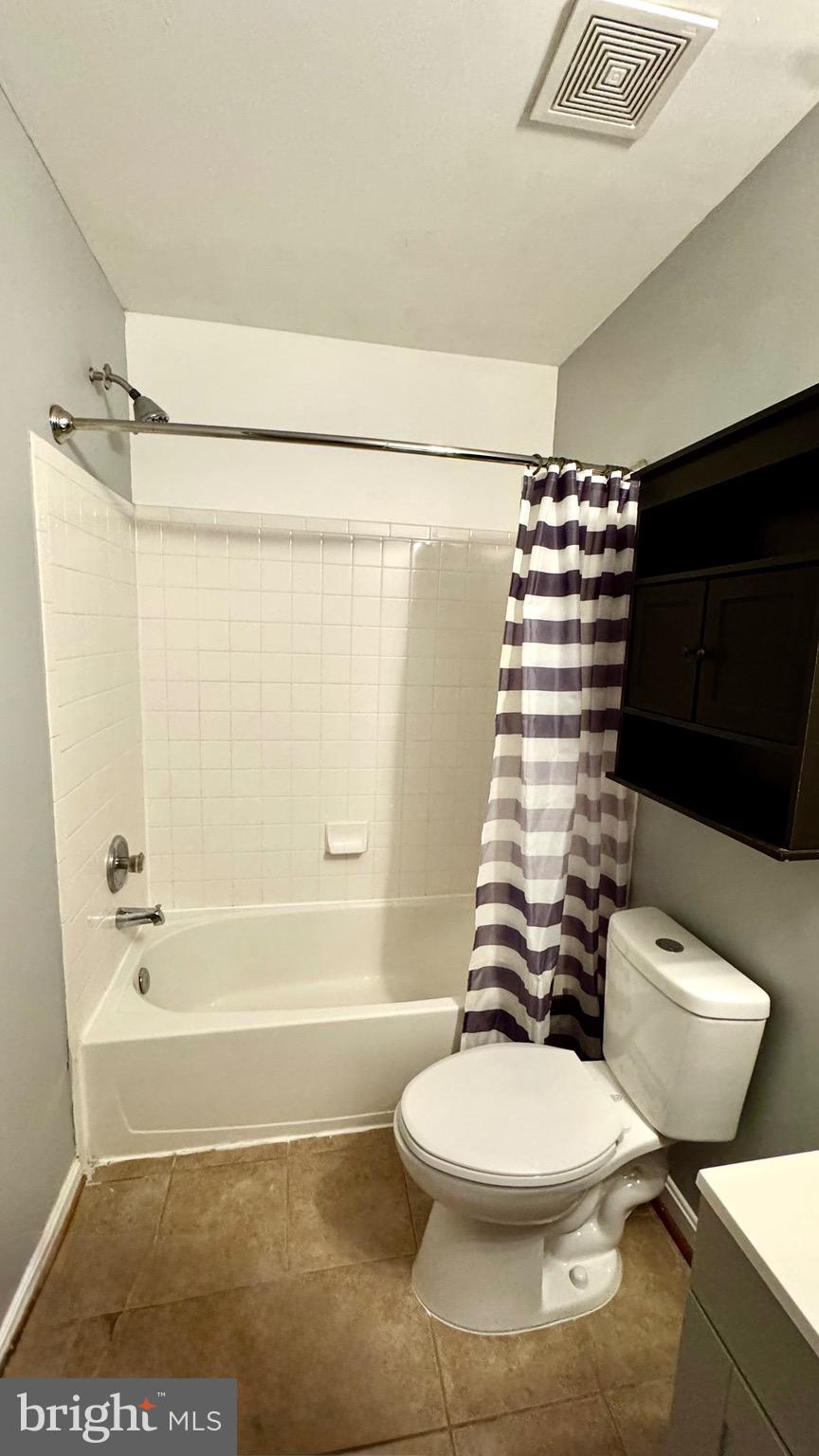 8876 Stable Forest Place Bristow, VA 20136 - Photo 4 of 24