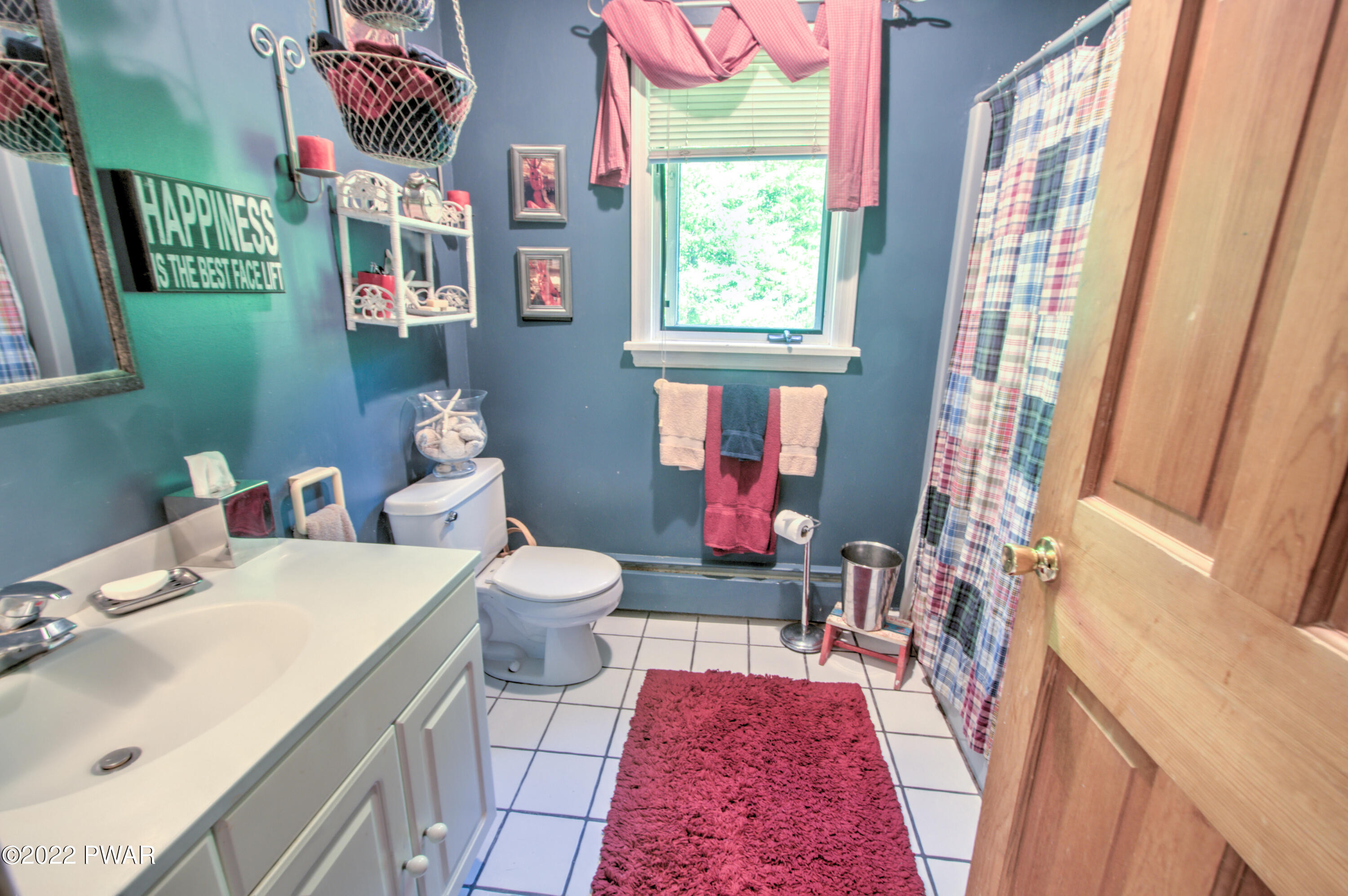 141 Egypt Road Tafton, PA 18464 - Photo 33 of 45 24-Bathroom 2