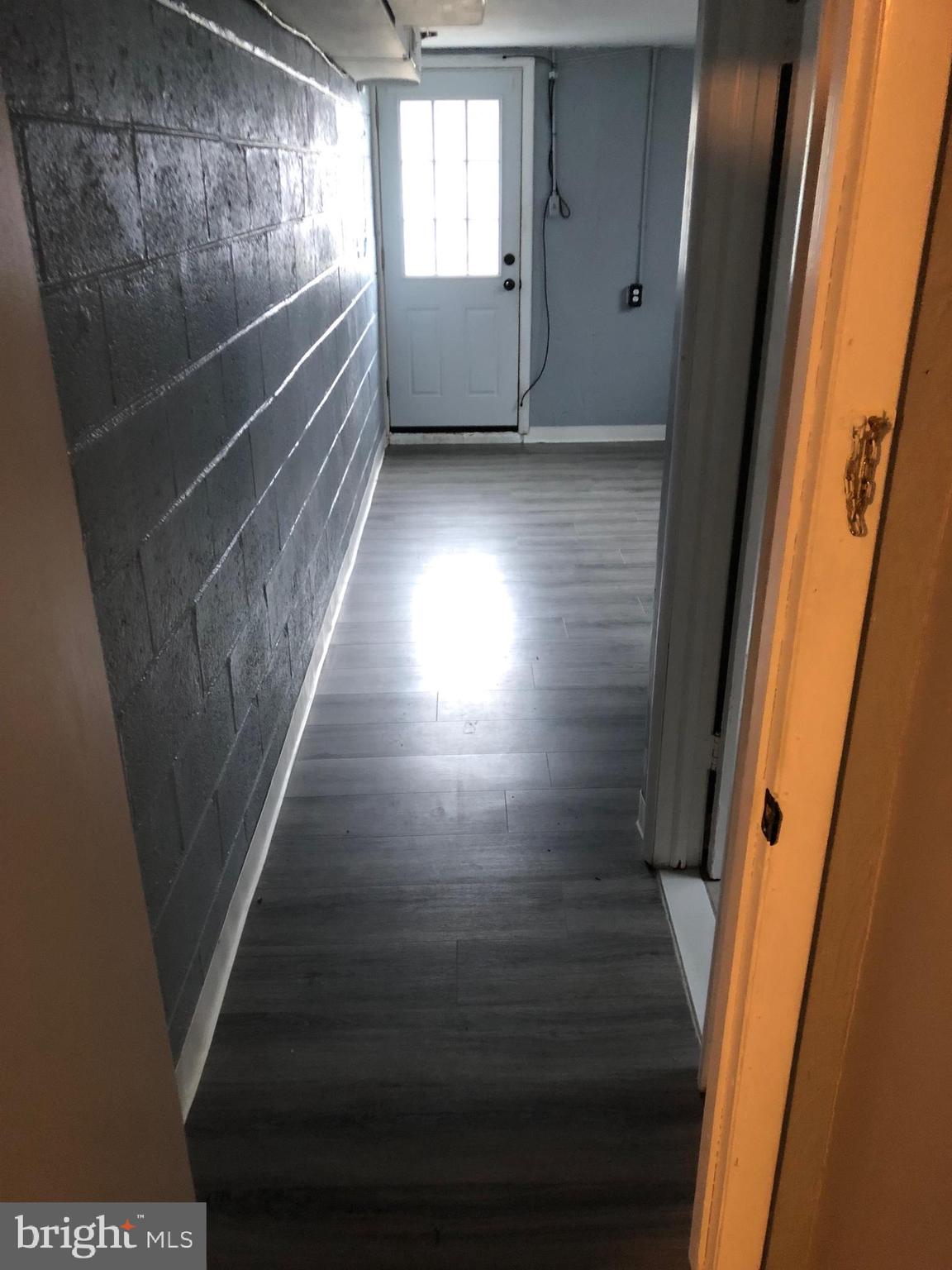 8550 Tolbut Street Philadelphia, PA 19152 - Photo 20 of 24 a view of entryway