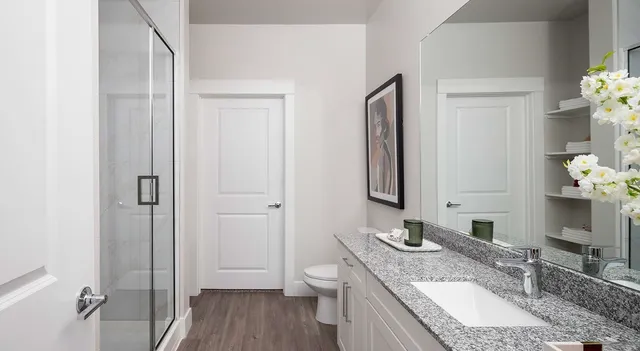 $2,493 | 2425 Bell Street, Unit 1355, Houston, TX 77003